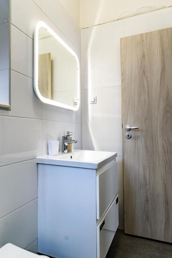 Street Buzz Old Town Apartment By Duhomes Dubrovnik Luaran gambar